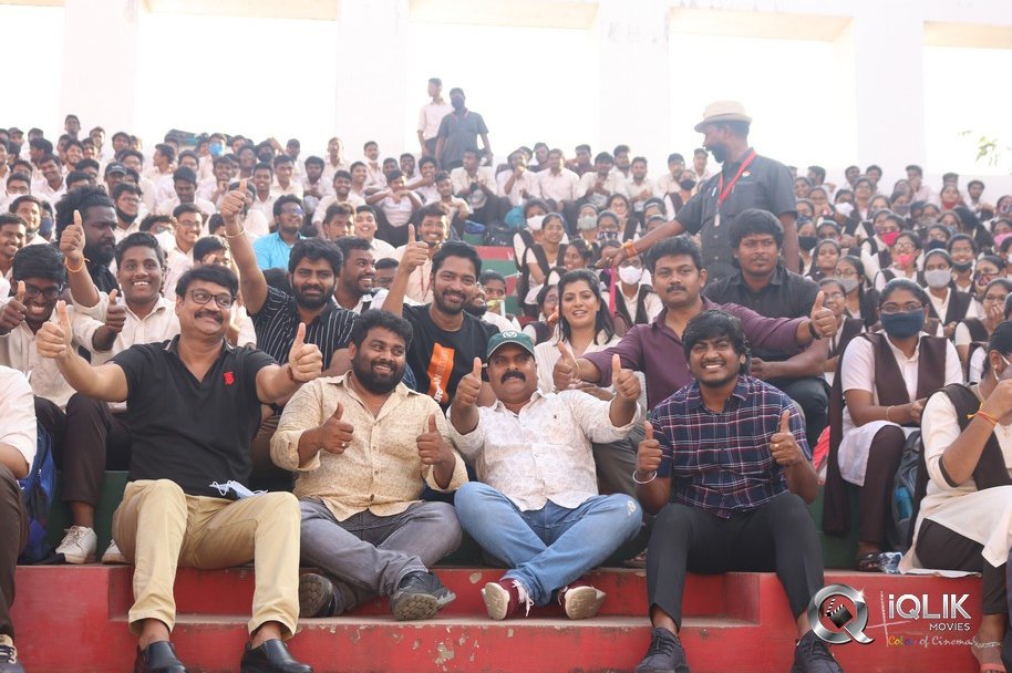 Naandhi-Team-at-Guntur-Success-Meet-